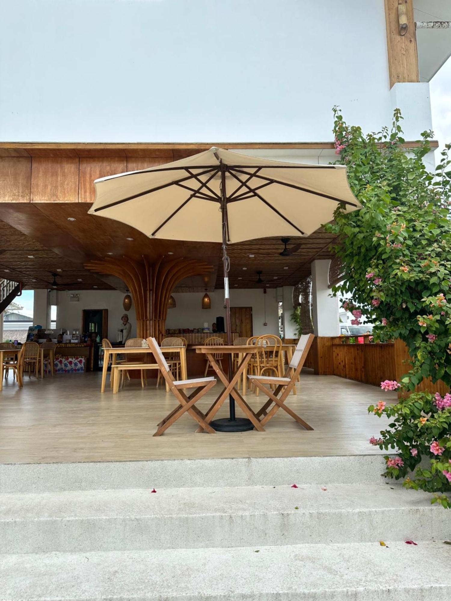 Treeshade Resort & Spa Moalboal Εξωτερικό φωτογραφία